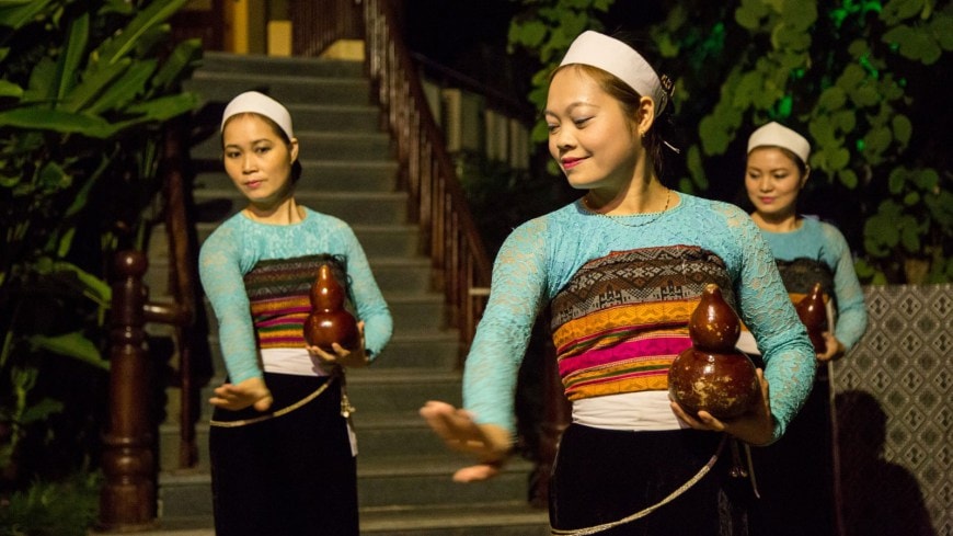 Múa truyền thống dân tộc Thái